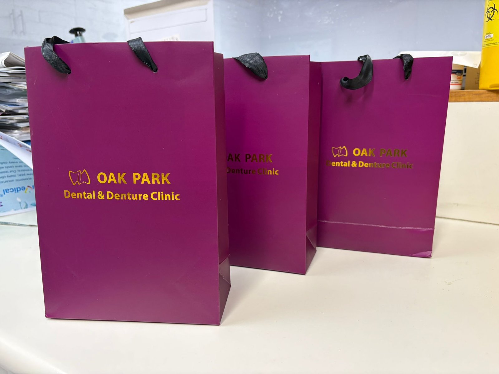 Oak Park Dental & Denture Clinic building